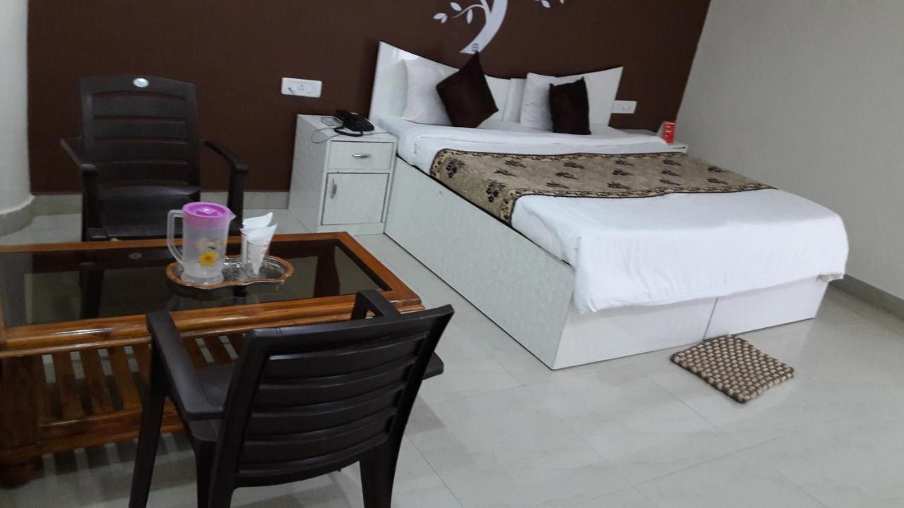 The Bagga Inn Jabalpur Esterno foto