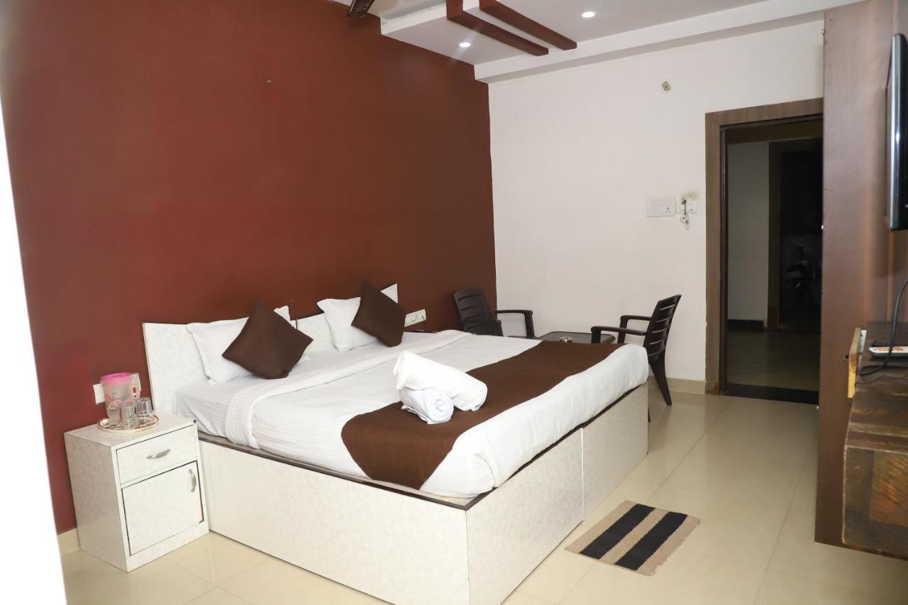 The Bagga Inn Jabalpur Esterno foto