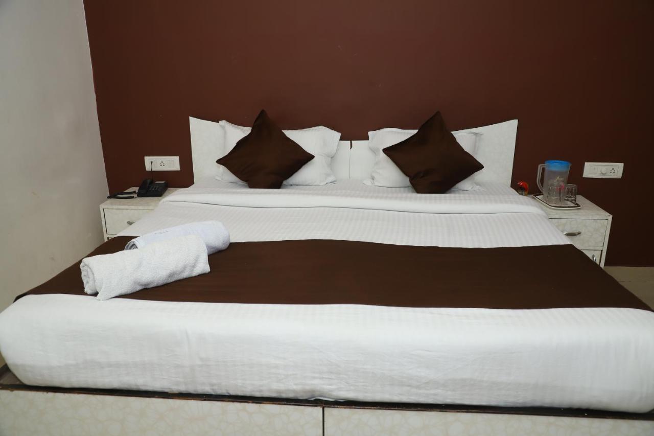 The Bagga Inn Jabalpur Esterno foto