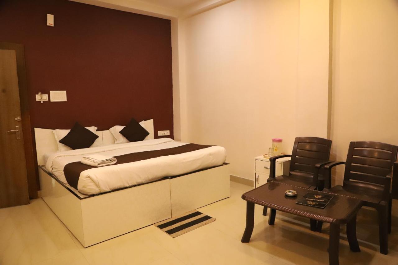 The Bagga Inn Jabalpur Esterno foto