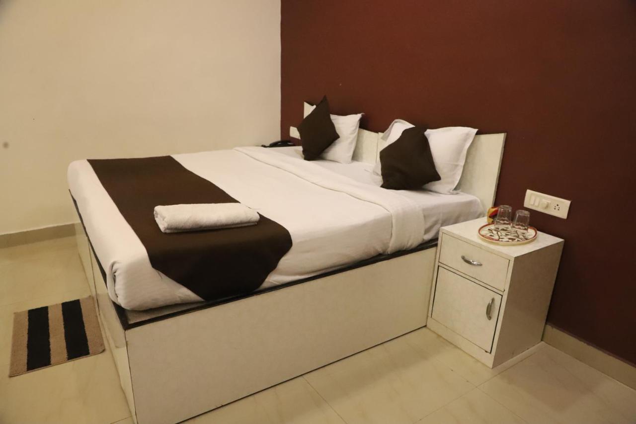 The Bagga Inn Jabalpur Esterno foto